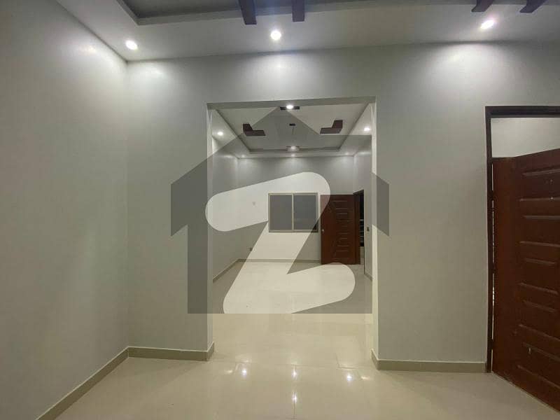 کیپٹل کوآپریٹو ہاؤسنگ سوسائٹی سکیم 33 - سیکٹر 35-اے سکیم 33 کراچی میں 4 کمروں کا 5 مرلہ مکان 2.35 کروڑ میں برائے فروخت۔