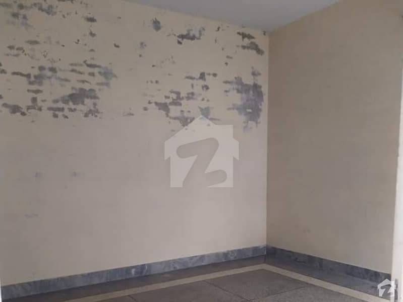 House Available For rent In Shadiwal Road