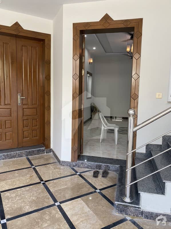 کورنگ ٹاؤن اسلام آباد میں 2 کمروں کا 5 مرلہ مکان 1.75 کروڑ میں برائے فروخت۔