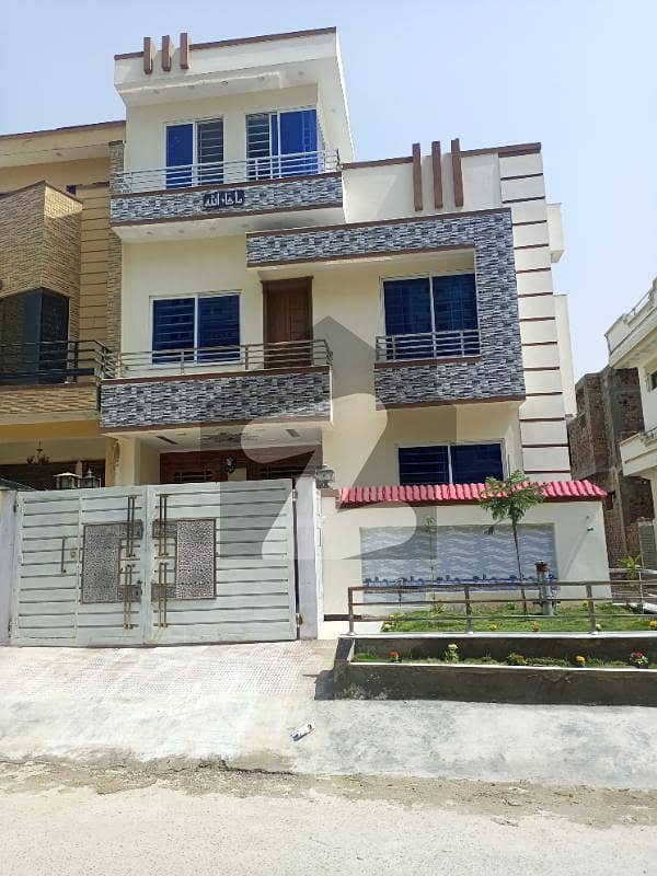 Brand New 25x40 Corner House For Sale In G-13/1