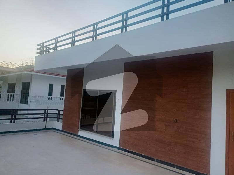 E-7 Brand New 05 Bedroom House At Prime Location For Rent With Beautiful Lawn