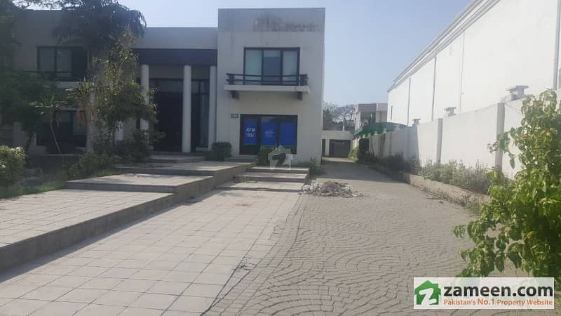 4 Kanal Life Time Commercial Paid Building For Sale