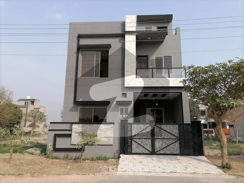 Facing Park In Wapda City 5 Marla House For sale