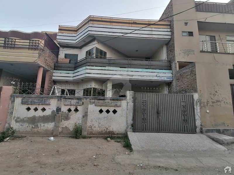 حیات آباد فیز 6 - ایف10 حیات آباد فیز 6 حیات آباد پشاور میں 5 کمروں کا 7 مرلہ مکان 2.15 کروڑ میں برائے فروخت۔