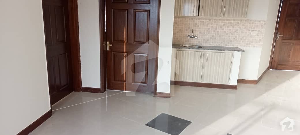 Get The Best Deal On This 425 Square Feet Flat Get The Best Deal On This 425 Square Feet Flat