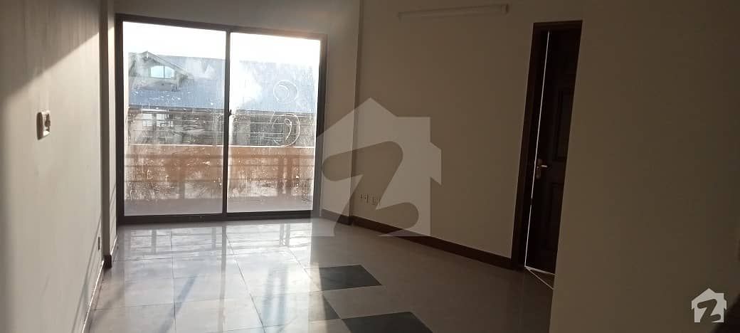 730 Square Feet Spacious Flat Available In Murree City For Sale