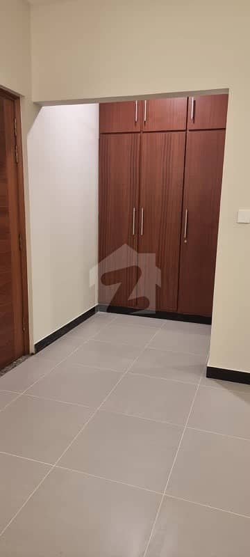 D-12 House For Sale 30x60 Ideal Location
