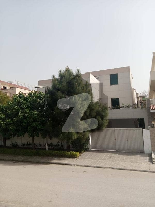 Two Unit  House Situated In Dha Phase 2 - Sector D For Sale