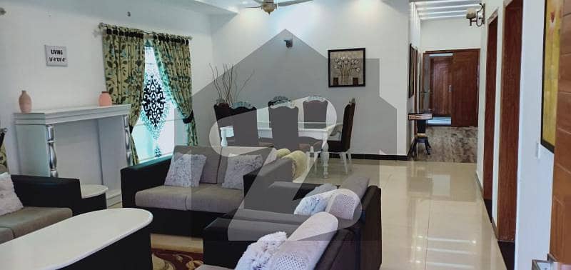 Brand New Luxury 18 Marla Pent House For Rent In Askari 11