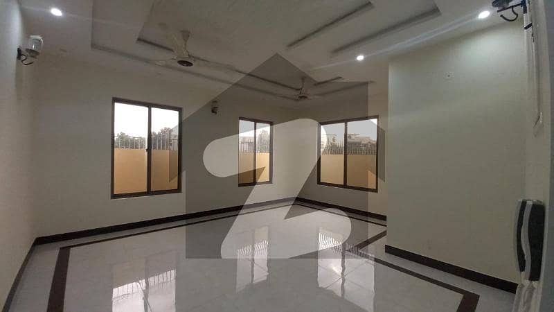 300 Square Yards House In Stunning Dha Phase 7 Extension Is Available For Sale