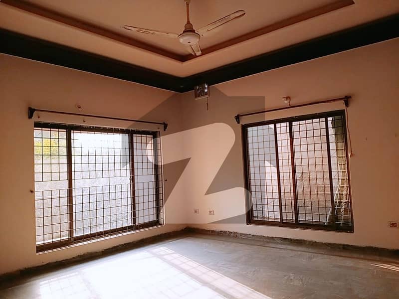 Perfect 16 Marla House In Kohinoor Town For sale