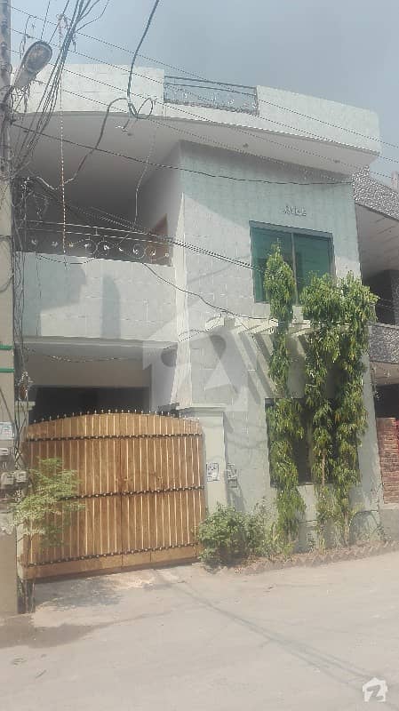 ملتان روڈ لاہور میں 3 کمروں کا 6 مرلہ مکان 1.05 کروڑ میں برائے فروخت۔