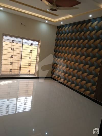1 Kanal Upper Portion In Architect Society Lahore For Rent 60 Ft Wide Road