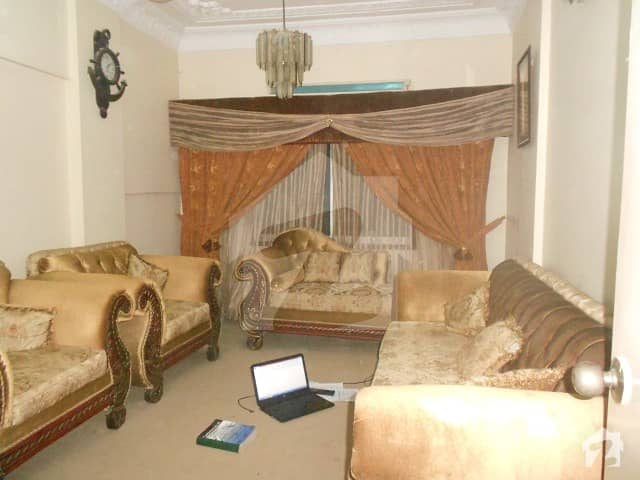 Flat For Sale With All Facilities