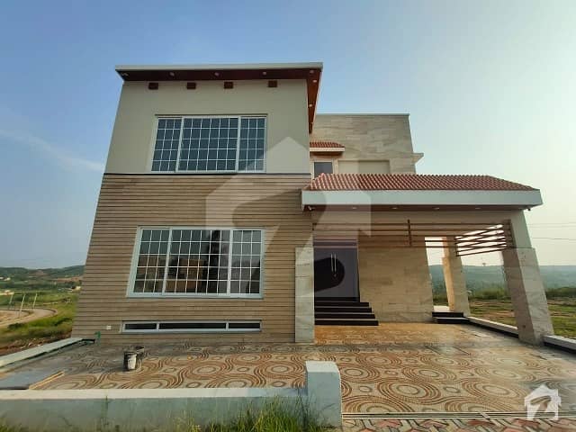 13 Marla Brand New House For Rent