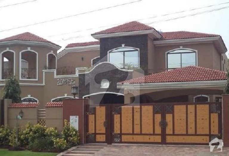13 Marla Corner Used House For Sale In Bahria Town Phase 8 D Block