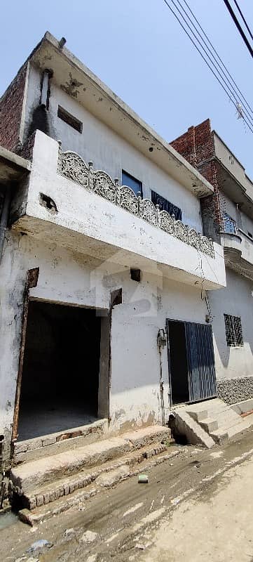 مفتی کالونی گوجرانوالہ میں 3 کمروں کا 4 مرلہ مکان 48 لاکھ میں برائے فروخت۔