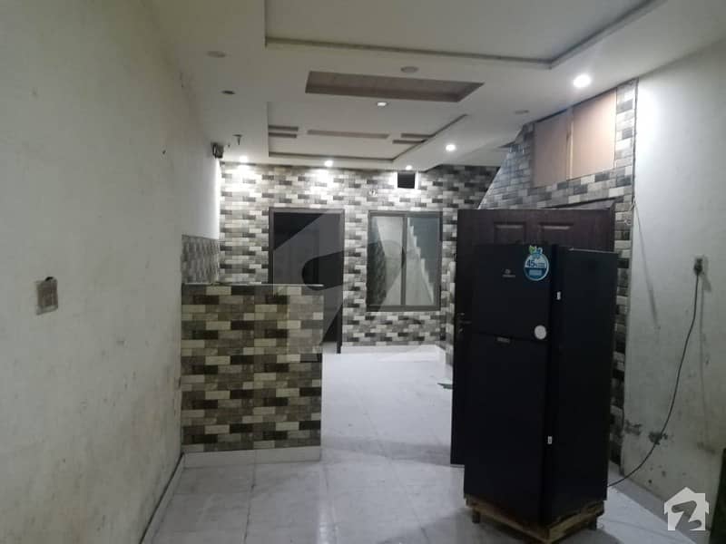 جیا موسیٰ شاہدرہ لاہور میں 4 کمروں کا 4 مرلہ مکان 85 لاکھ میں برائے فروخت۔