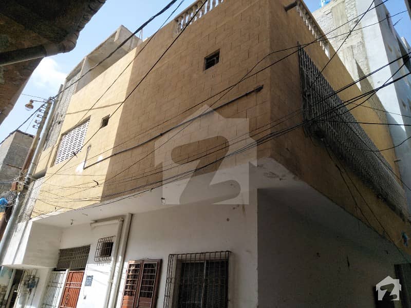 محمودآباد نمبر 4 محمود آباد کراچی میں 6 کمروں کا 3 مرلہ مکان 1.8 کروڑ میں برائے فروخت۔
