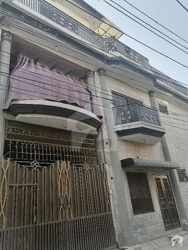 اصغر مال روڈ راولپنڈی میں 5 کمروں کا 5 مرلہ مکان 2.5 کروڑ میں برائے فروخت۔