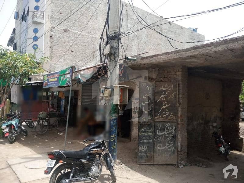 To Sale You Can Find Spacious Shop In Faisalabad Road Faisalabad Road