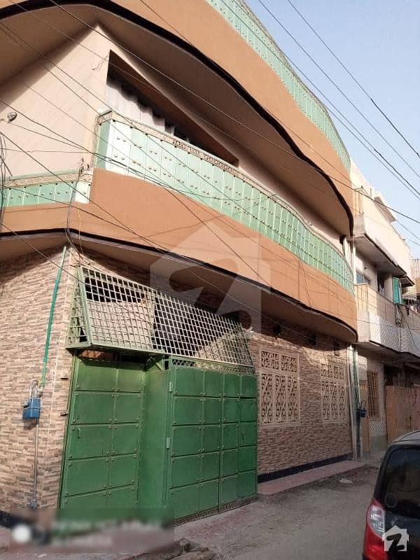الحرم ماڈل ٹاؤن پشاور میں 5 کمروں کا 3 مرلہ مکان 1.25 کروڑ میں برائے فروخت۔