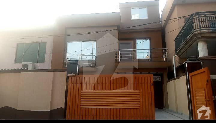 ٹیپو روڈ راولپنڈی میں 6 کمروں کا 12 مرلہ مکان 3.5 کروڑ میں برائے فروخت۔