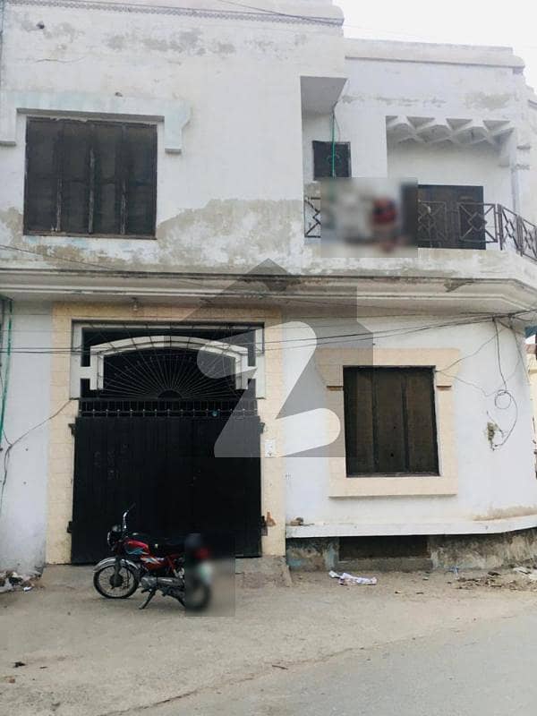 گلستان کالونی نمبر 1 فیصل آباد میں 6 کمروں کا 4 مرلہ مکان 1.2 کروڑ میں برائے فروخت۔