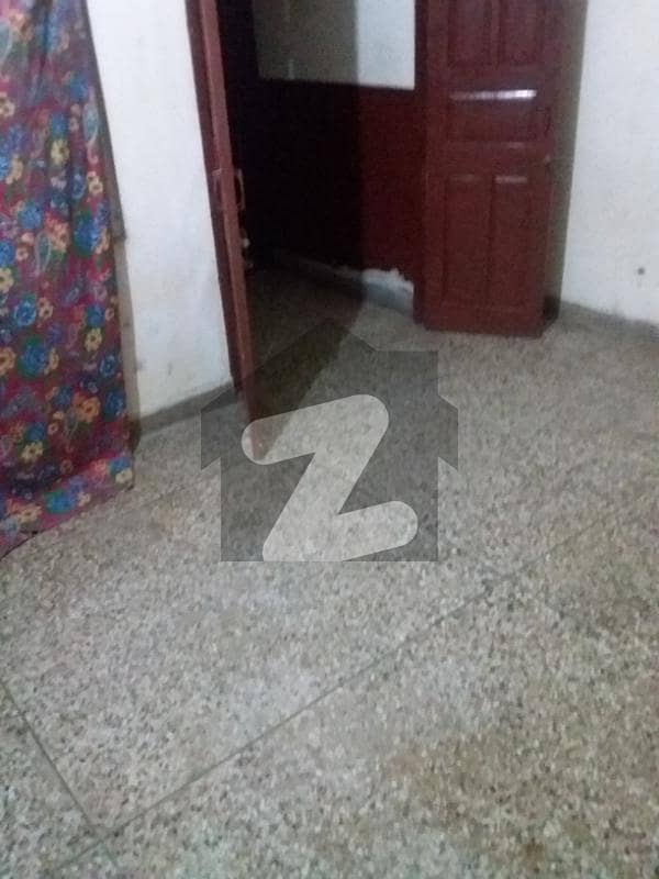 70 Square Feet Room For Rent In Beautiful Saddar