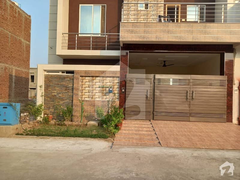 Highly-Coveted 1350 Square Feet House Is Available In Riaz Ul Jannah For Sale