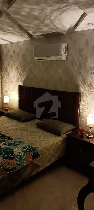 بحریہ ٹاؤن سیکٹرڈی بحریہ ٹاؤن لاہور میں 1 کمرے کا 2 مرلہ کمرہ 5 ہزار میں کرایہ پر دستیاب ہے۔