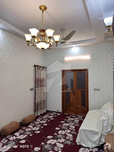 امین آباد کالونی گلشنِ اقبال ٹاؤن کراچی میں 4 کمروں کا 10 مرلہ بالائی پورشن 2.5 کروڑ میں برائے فروخت۔