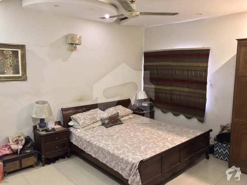 نارتھ ناظم آباد ۔ بلاک بی نارتھ ناظم آباد کراچی میں 3 کمروں کا 10 مرلہ پینٹ ہاؤس 2.25 کروڑ میں برائے فروخت۔