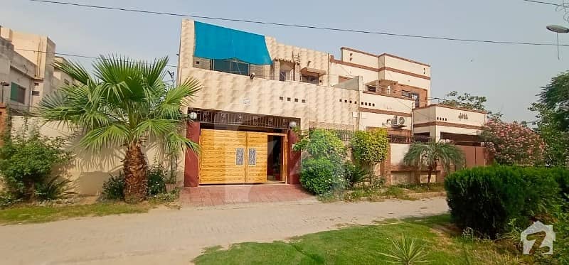 Ideally Located  House Of 1125 Square Feet Is Available For Sale In Kawarpur