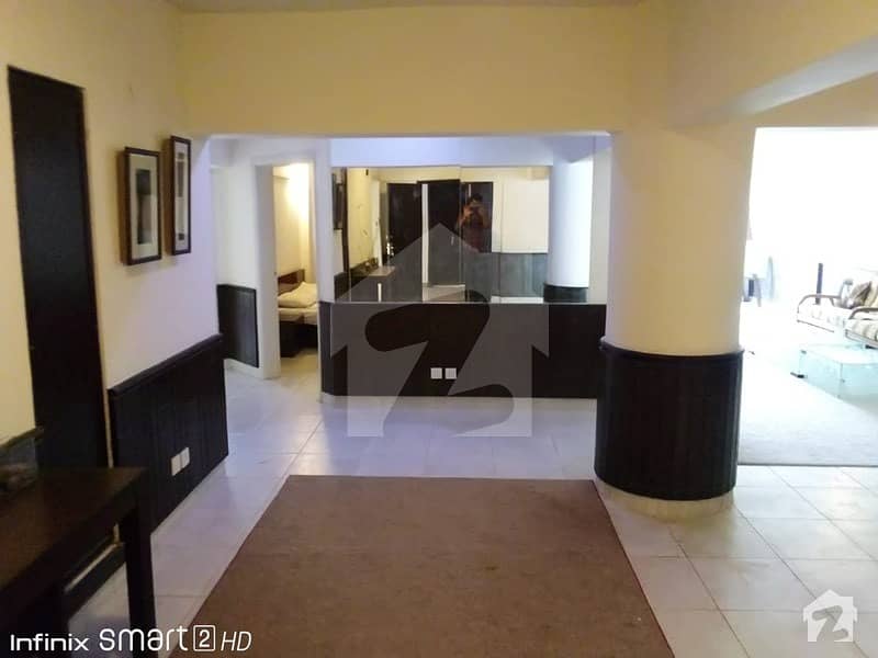 2600 Square Feet Flat In Central Country Club Apartments For Sale