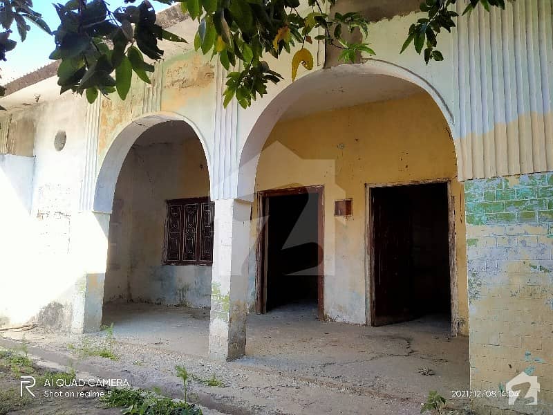 محلہ درویش ہری پور میں 2 کمروں کا 10 مرلہ مکان 72 لاکھ میں برائے فروخت۔