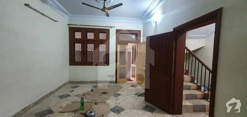 A Great Choice For A 2250 Square Feet House Available In Hayatabad Phase 4 - P2