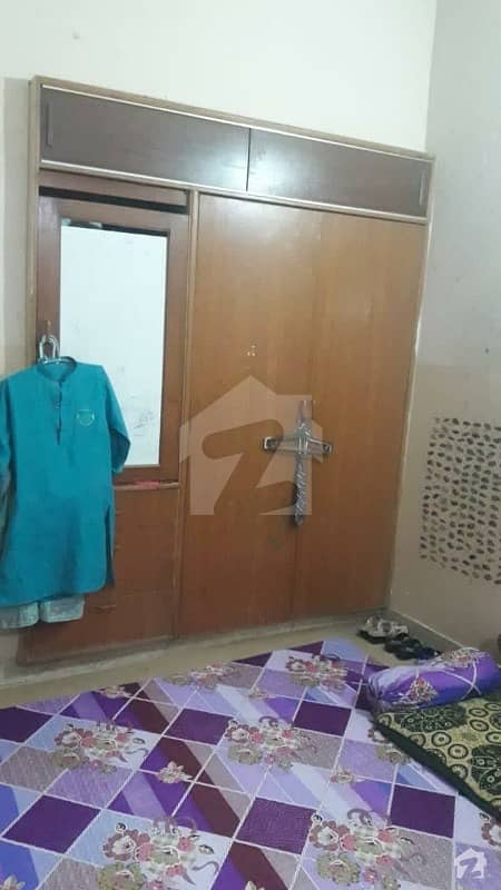 نارتھ کراچی - سیکٹر 11-C/1 نارتھ کراچی کراچی میں 6 کمروں کا 5 مرلہ مکان 1.5 کروڑ میں برائے فروخت۔
