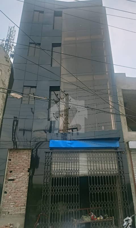 راوی روڈ لاہور میں 7 مرلہ عمارت 4.15 لاکھ میں کرایہ پر دستیاب ہے۔ راوی روڈ لاہور میں 7 مرلہ عمارت 4.15 لاکھ میں کرایہ پر دستیاب ہے۔