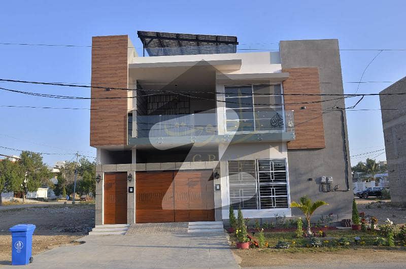 Luxurious Modern 240 Sqyd House For Sale