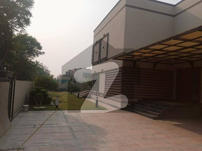 باؤوالہ کینٹ لاہور میں 11 کمروں کا 1.1 کنال مکان 53 ہزار میں کرایہ پر دستیاب ہے۔