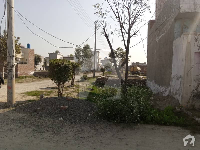 الحرم گارڈن لاہور میں 3 مرلہ رہائشی پلاٹ 20 لاکھ میں برائے فروخت۔