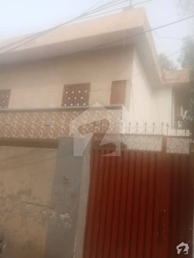 Spacious House Is Available In Imamia Colony For Rent