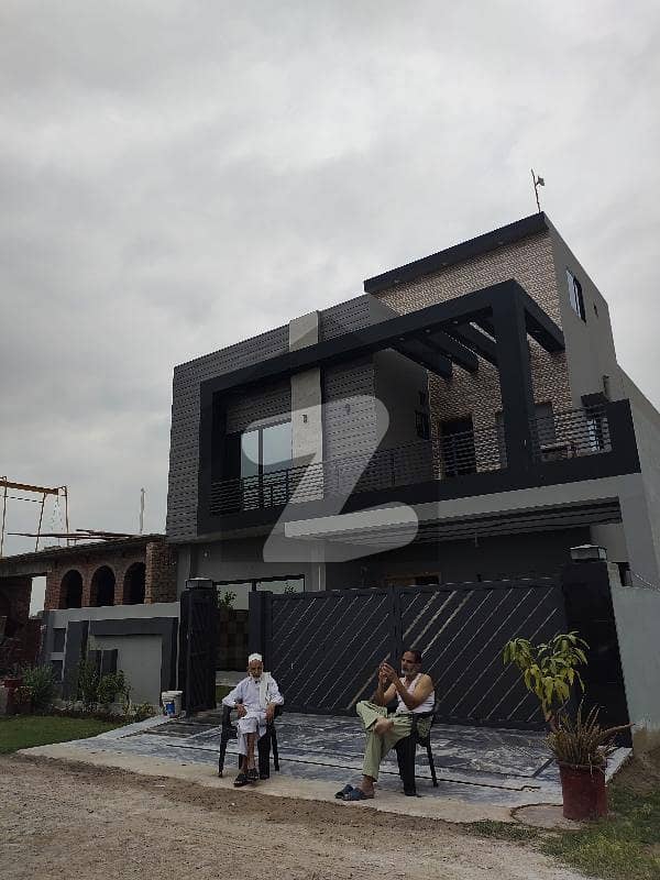 10 Marla Brand New Furnished House For Sale Al Jalil Garden, Lahore ID37170226