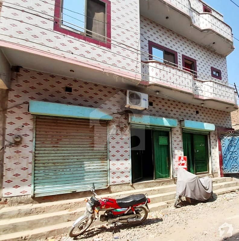 سینٹ سنگھ والا فیصل آباد میں 2 کمروں کا 3 مرلہ مکان 80 لاکھ میں برائے فروخت۔