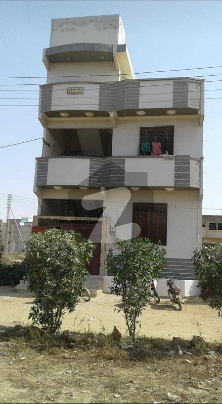 سُرجانی ٹاؤن گداپ ٹاؤن کراچی میں 3 کمروں کا 5 مرلہ بالائی پورشن 17 ہزار میں کرایہ پر دستیاب ہے۔