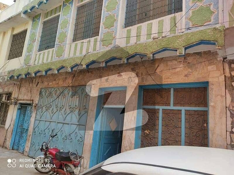 فقیر آباد روڈ پشاور میں 6 کمروں کا 5 مرلہ مکان 1.5 کروڑ میں برائے فروخت۔
