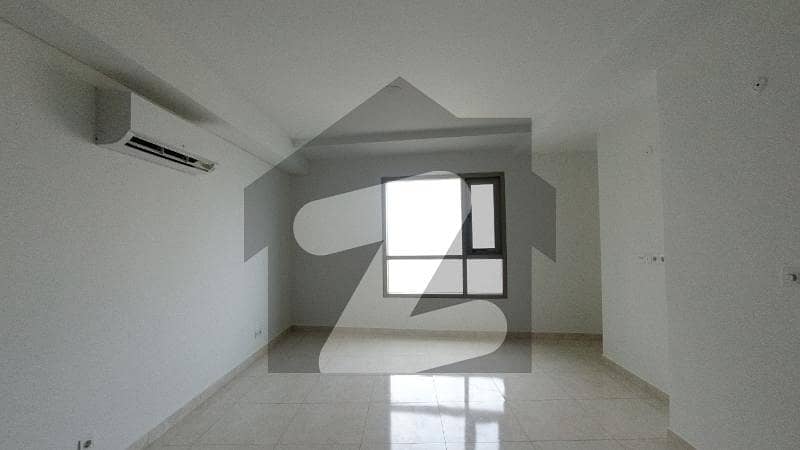 Emaar Pearl Towers Flat Sized 2800 Square Feet For Rent