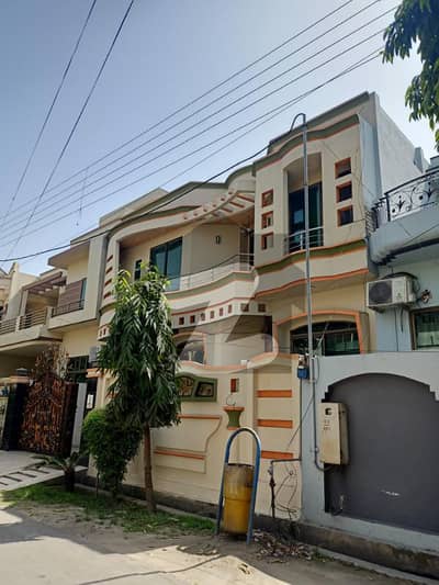 10 Marla Double Story House For Sale in Wapda Town