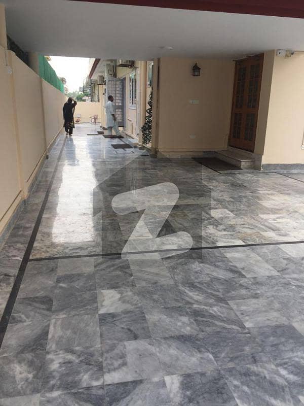 Kanal Upper portion for rent in Sector F-10
